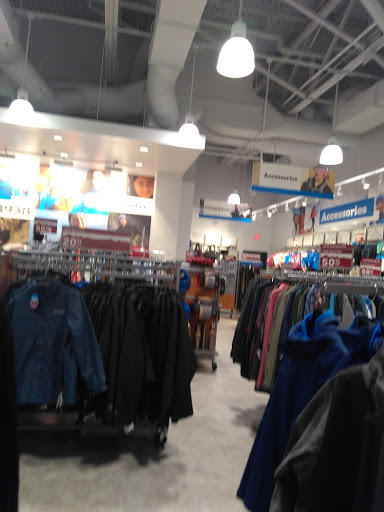 Sportswear Store «Columbia Sportswear Outlet Store», reviews and photos, 447 Great Mall Dr, Milpitas, CA 95035, USA