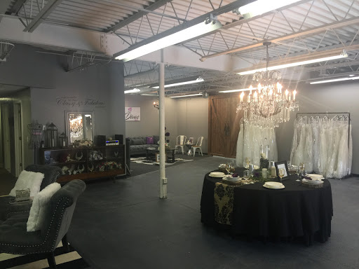 Bridal Shop «Divas Closet Bridal Boutique», reviews and photos, 1034 Merriam Ln, Kansas City, KS 66103, USA