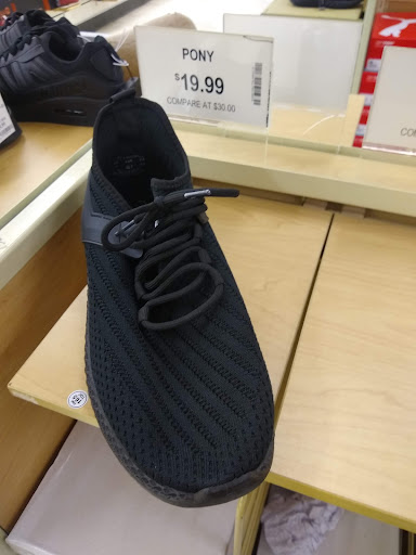 Department Store «T.J. Maxx», reviews and photos, 14 Candlewood Lake Rd, Brookfield, CT 06804, USA