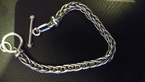 Pawn Shop «Kent Jewelry & Loan», reviews and photos, 624 W Meeker St, Kent, WA 98032, USA