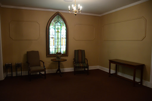 Funeral Home «Austin & Bell Funeral Home», reviews and photos, 509 N Walnut St, Springfield, TN 37172, USA