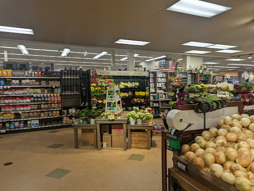 Grocery Store «Quality Food Center», reviews and photos, 4756 NW Bethany Blvd, Portland, OR 97229, USA