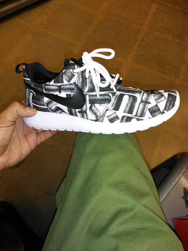 Sporting Goods Store «Nike Factory Store», reviews and photos, 3557 Long Beach Rd, Oceanside, NY 11572, USA