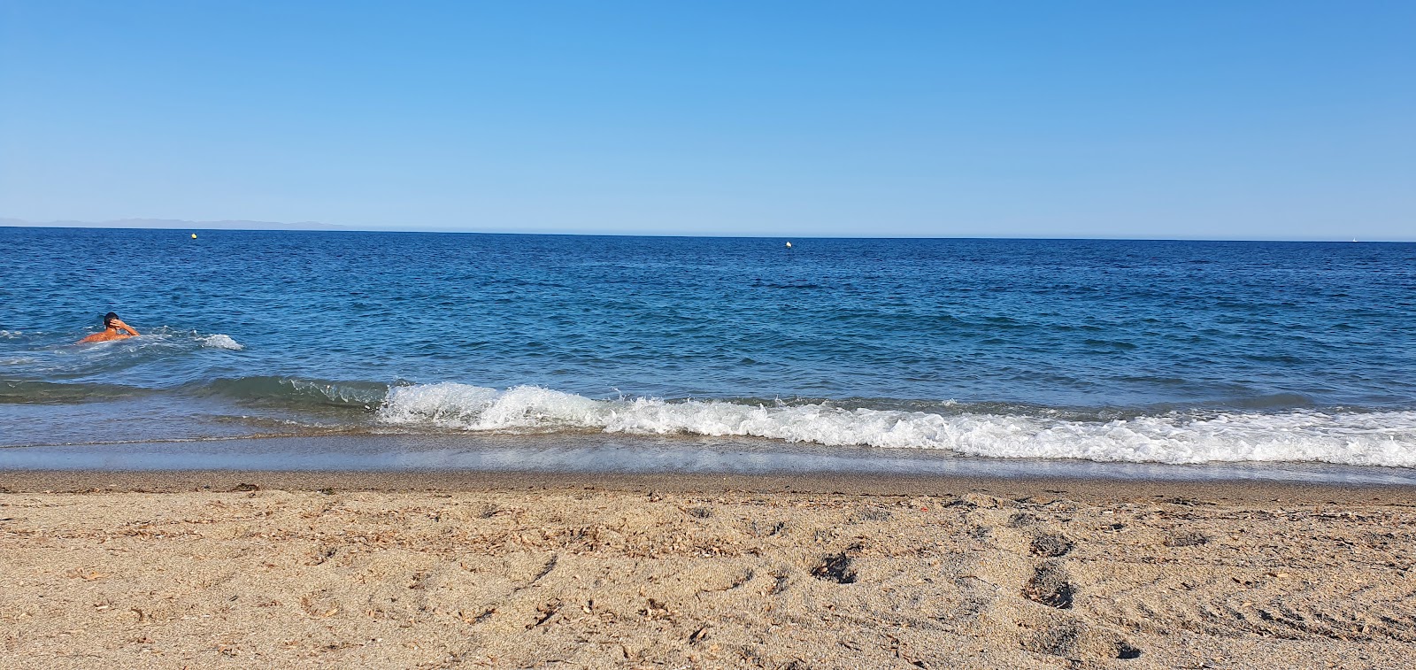 Foto di Playa de las Salinas - luogo popolare tra gli intenditori del relax