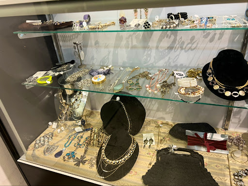 Thrift Store «City Opera Thrift Shop», reviews and photos