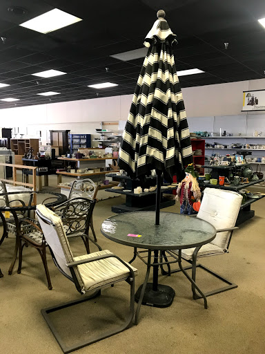 Thrift Store «Salvation Army Thrift Store», reviews and photos, 5042 S Padre Island Dr, Corpus Christi, TX 78411, USA