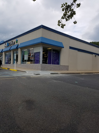 Print Shop «FedEx Office Print & Ship Center», reviews and photos, 212 NJ-18, East Brunswick, NJ 08816, USA