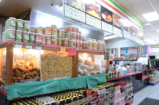 Supermarket «LA VERGNE SUPER MERCADO», reviews and photos, 410 Dick Buchanan St, La Vergne, TN 37086, USA