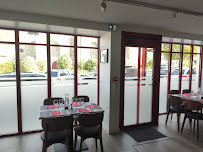 Atmosphère du Restaurant français Restaurant Les Baies Rouges à Saint-Jean-Brévelay - n°3