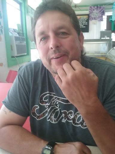 Ice Cream Shop «Chunky Monkey Ice Cream Shop», reviews and photos, 139 Little Senator Cir, Clinton, TN 37716, USA