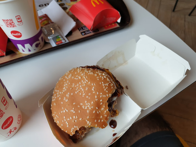 McDonald's - Av. Francisco de Orellana - Hamburguesería