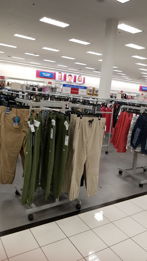 Clothing Store «Burlington Coat Factory», reviews and photos, 1591 Bethlehem Pike, Hatfield, PA 19440, USA