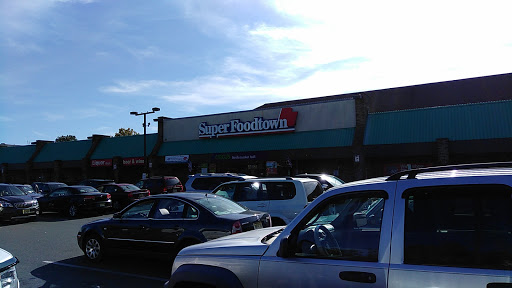 Grocery Store «Super Foodtown of Port Monmouth», reviews and photos, 426 NJ-36, Port Monmouth, NJ 07758, USA