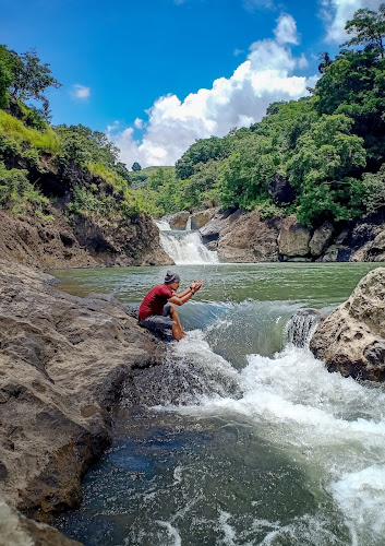 Air terjun Tuangloe