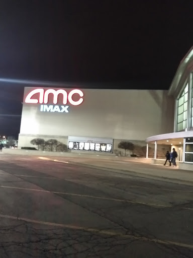 Movie Theater «AMC Showplace Rockford 16», reviews and photos, 8301 E State St, Rockford, IL 61108, USA