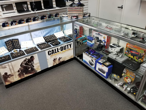 Pawn Shop «Todds Pawn Shop», reviews and photos, 300 N Milwaukee Ave # G, Lake Villa, IL 60046, USA