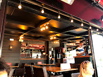 Atmosphère du Restaurant Café de la Place à Biarritz - n°6
