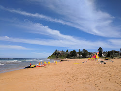 Foto von Newport Beach mit lange, gerade küste