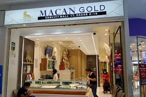 Macan Gold Suncity image