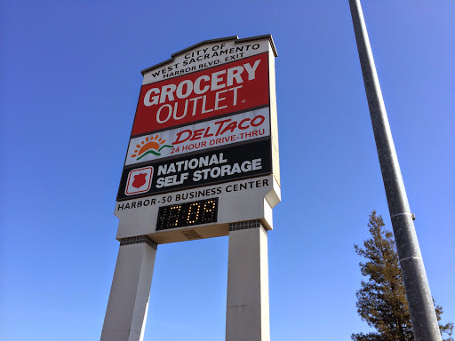 Self-Storage Facility «National Self Storage», reviews and photos, 2600 Evergreen Ave, West Sacramento, CA 95691, USA