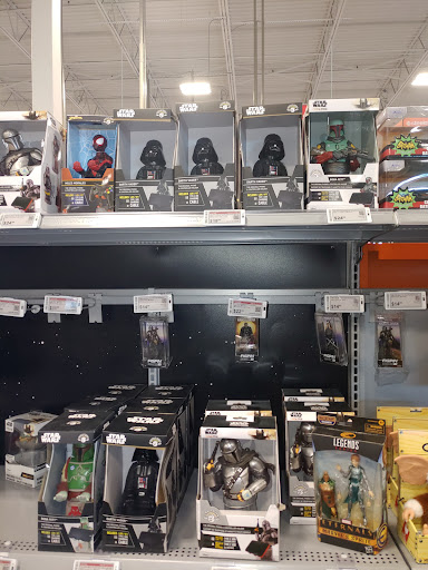 Electronics Store «Best Buy», reviews and photos, 1501 N Victory Pl, Burbank, CA 91504, USA