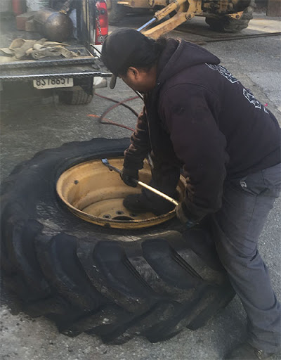 Lee's Tires Service