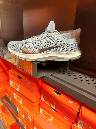Clothing Store «Nike Factory Store», reviews and photos, 820 W Stacy Rd #356, Allen, TX 75013, USA