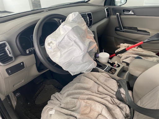 Auto Body Shop «Klaben Auto Stores Body Shop», reviews and photos, 2100 E Main St, Kent, OH 44240, USA