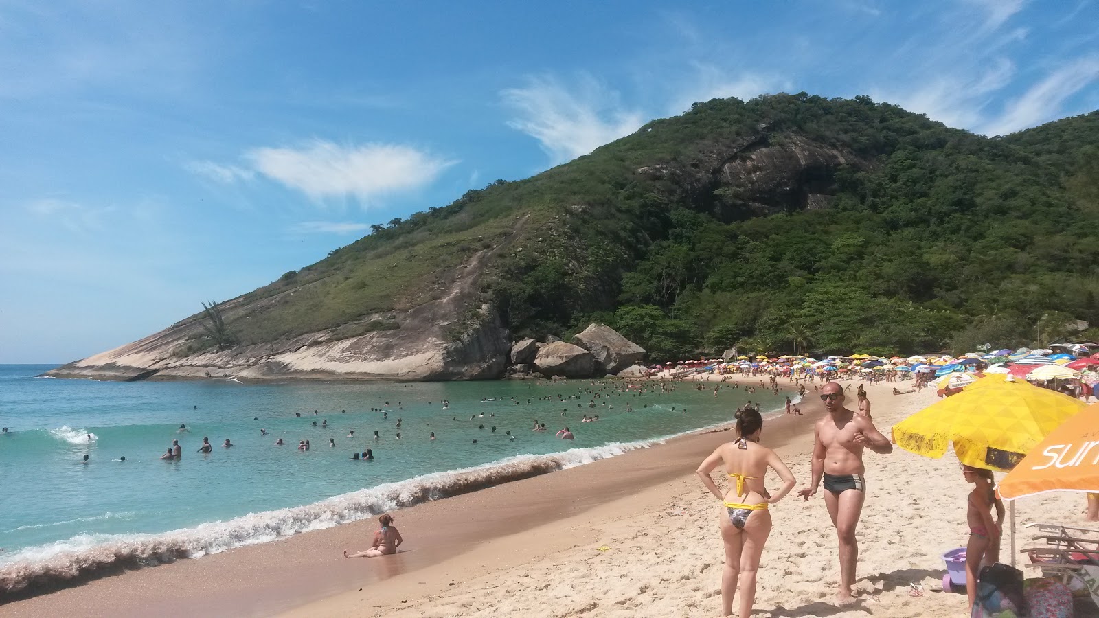 Fotografie cu Plaja Grumari - locul popular printre cunoscătorii de relaxare