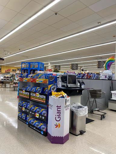 Supermarket «Giant», reviews and photos, 1900 Abbey Rd, Charlottesville, VA 22911, USA