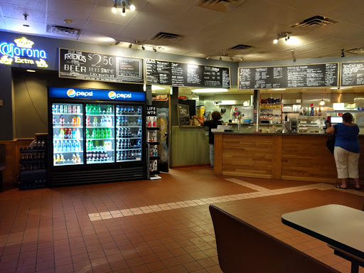 Shopping Mall «Museum Place Mall», reviews and photos, 1 Church St, Salem, MA 01970, USA