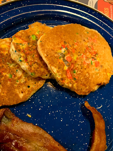 American Restaurant «Cracker Barrel Old Country Store», reviews and photos, 34 Tunnel Rd, Asheville, NC 28805, USA