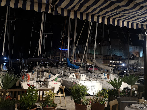 Reale Yacht Club Canottieri Savoia