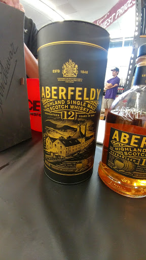 Wine Store «The Wine Guy», reviews and photos, 220 W Main St, Smithtown, NY 11787, USA