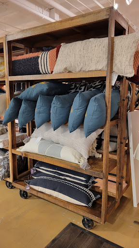 Furniture Store «High Fashion Home», reviews and photos, 3100 Travis St, Houston, TX 77006, USA