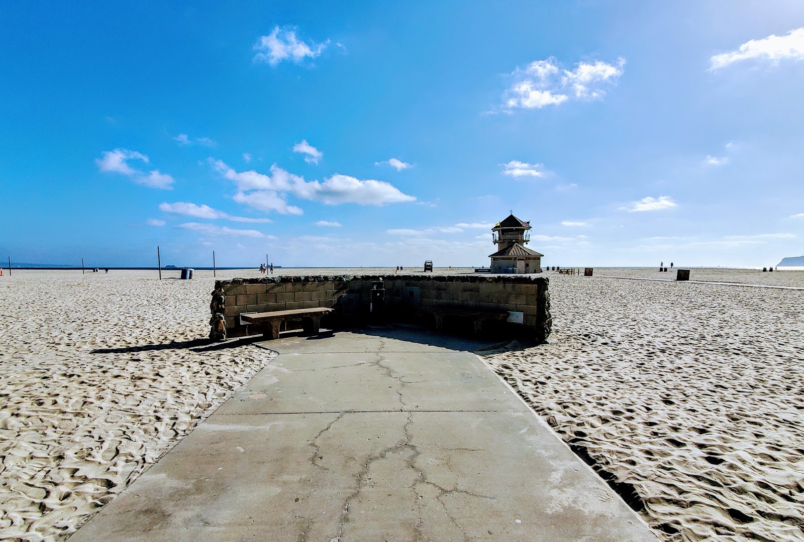 Coronado beach'in fotoğrafı - rahatlamayı sevenler arasında popüler bir yer