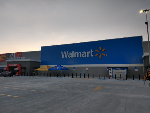 Walmart Reforma Huinala
