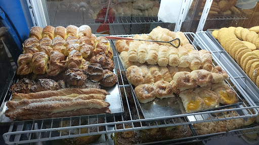 AF1QipMtilS7e7Hzk3onnt53jWN2Cm FGf3pYfbkAZyf