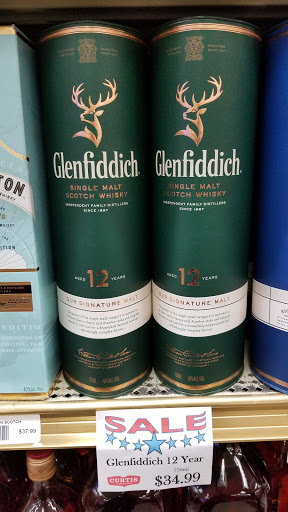 Liquor Store «Curtis Liquors - Weymouth», reviews and photos, 486 Columbian St, Weymouth, MA 02190, USA