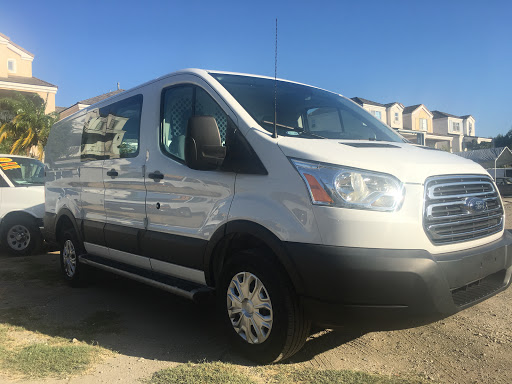 Used Car Dealer «Auto Wholesale Company», reviews and photos, 10231 Garden Grove Blvd, Garden Grove, CA 92843, USA