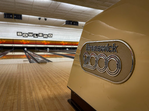 Bowling Alley «Bowlero Lanes & Lounge», reviews and photos, 4209 Coolidge Hwy, Royal Oak, MI 48073, USA