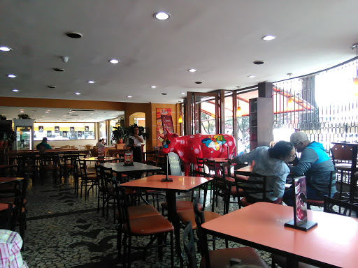 Restaurantes abiertos agosto Caracas