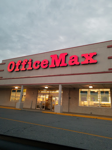 OfficeMax, 3215 N 5th Street Hwy, Reading, PA 19605, USA, 
