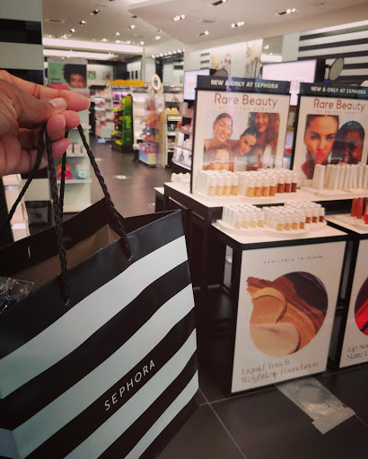 Cosmetics Store «SEPHORA», reviews and photos, 7966 Tysons Corner Ctr D7U, McLean, VA 22102, USA