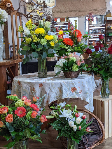 Florist «Monroe Floral», reviews and photos, 113 W McDougall St, Monroe, WA 98272, USA