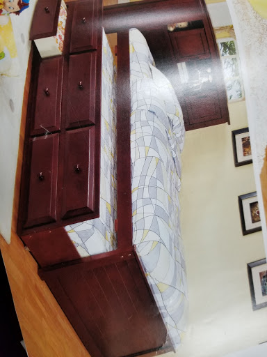 Furniture Store «Costless Warehouse Furniture», reviews and photos, 7859 S 180th St, Kent, WA 98032, USA