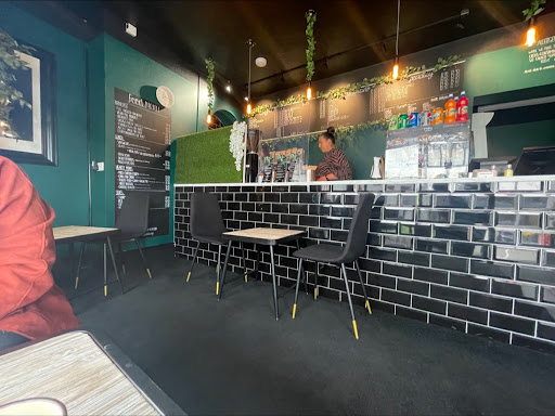 Kinzo Coffee bar and Lounge