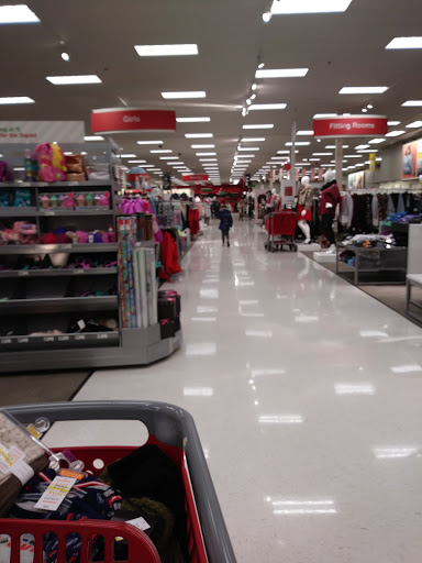 Department Store «Target», reviews and photos, 2401 Coulee Rd, Hudson, WI 54016, USA