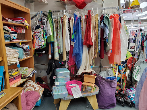 Donations Center «Seattle Childrens Kent Bargain Boutique», reviews and photos