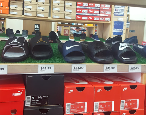 Shoe Store «WSS», reviews and photos, 1340 N Azusa Ave, Covina, CA 91722, USA